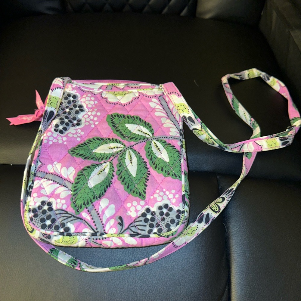 💚 Vera Bradley Crossbody 🩷 - Picture 4 of 4